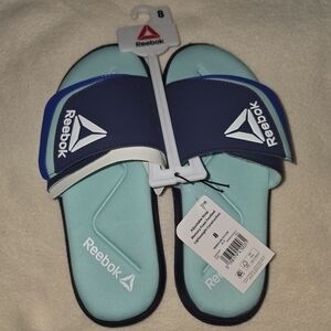 🌟🌟Reebok Blue and Aqua Slide Sandals🌟🌟